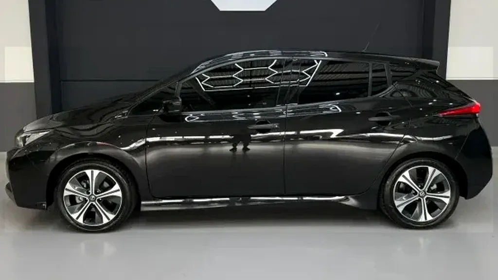 Nissan Leaf - Imagem 2