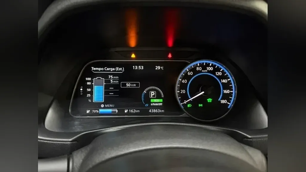 Nissan Leaf - Imagem 12