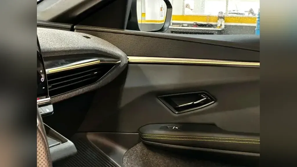 Renault Megane E-tech Electric - Imagem 16