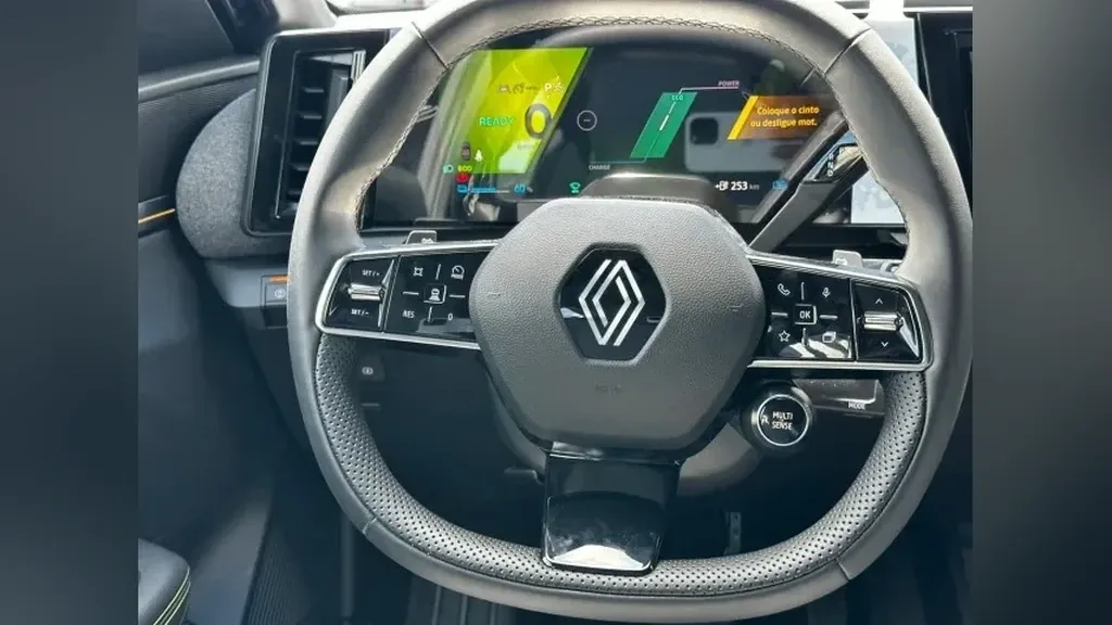 Renault Megane E-tech Electric - Imagem 19