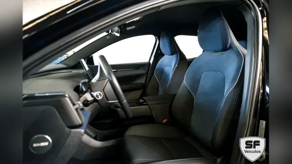Volvo EX30 - Imagem 13
