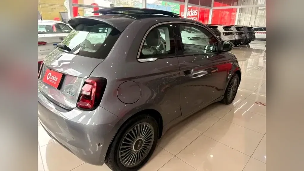 Fiat 500e - Imagem 12
