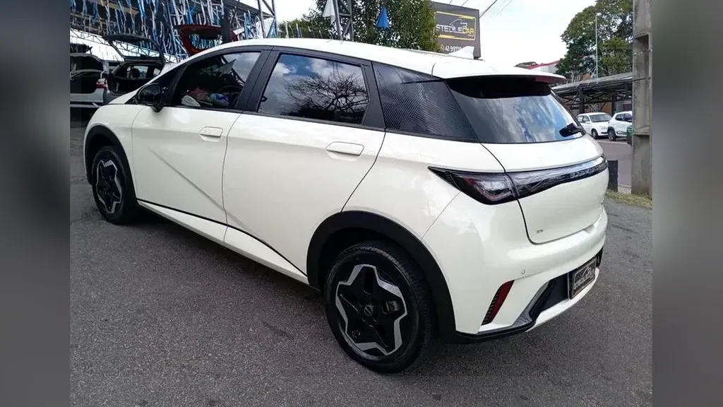 BYD Dolphin - Imagem 6