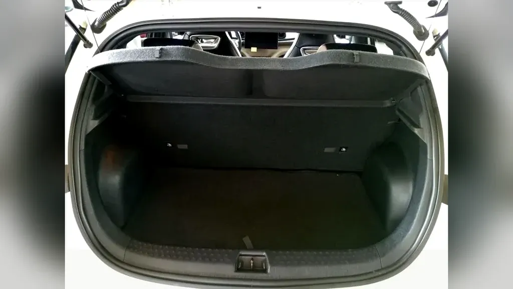 BYD Dolphin - Imagem 16