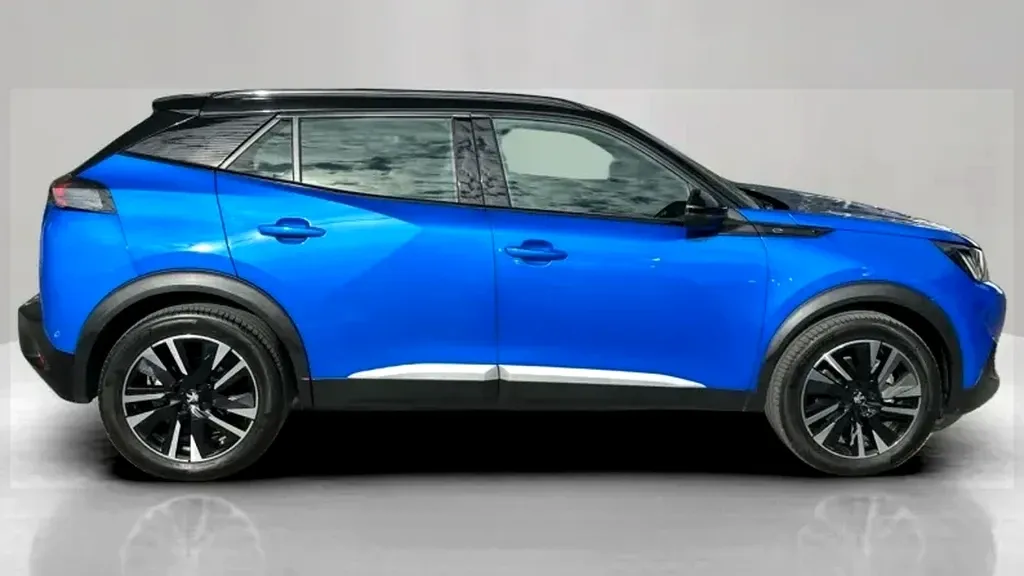 Peugeot E-2008 - Imagem 8