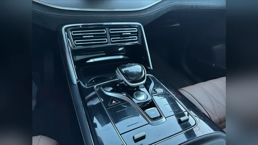 BYD Tang - Imagem 12