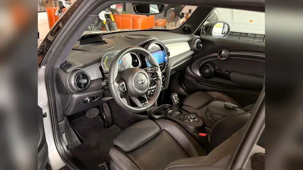 Mini CooperSE - Imagem 13