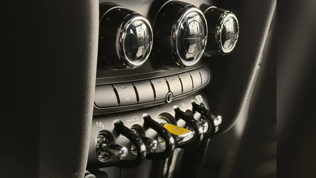 Mini CooperSE - Imagem 15