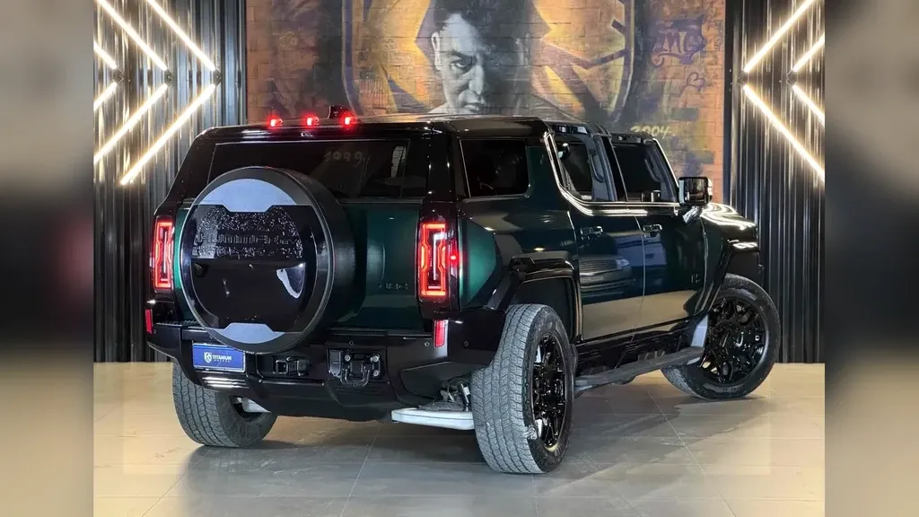 GMC Hummer EV SUV - Imagem 8