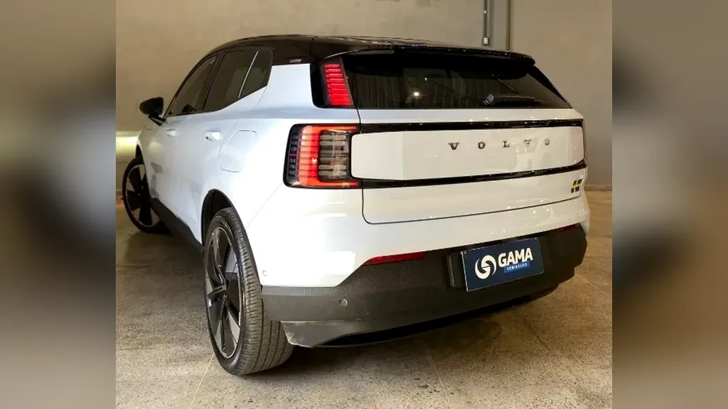 Volvo EX30 - Imagem 4