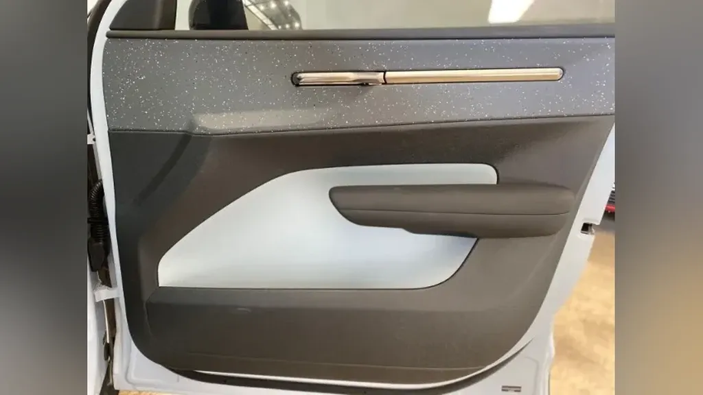 Volvo EX30 - Imagem 9