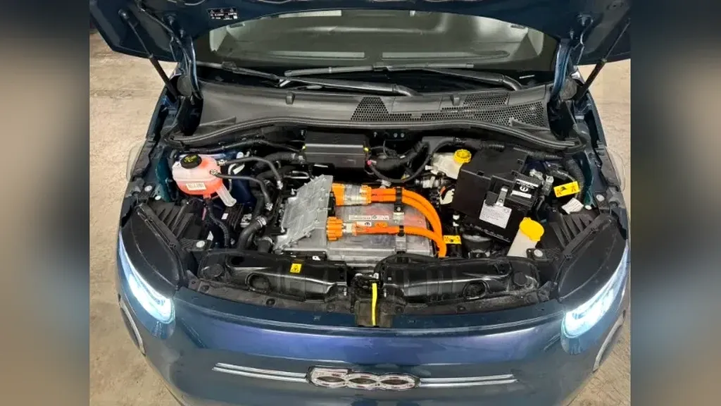 Fiat 500e - Imagem 7