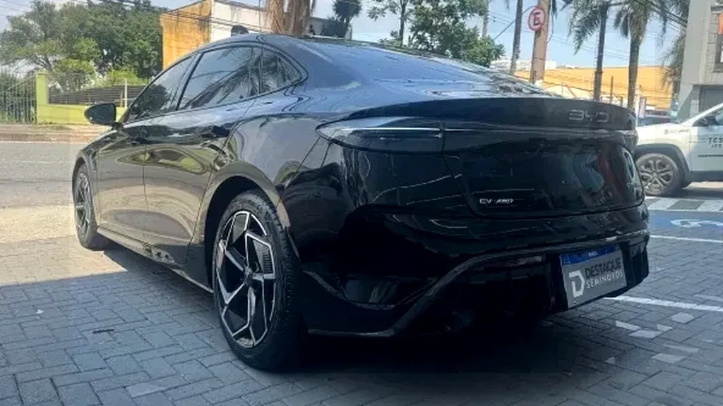 BYD Seal - Imagem 12