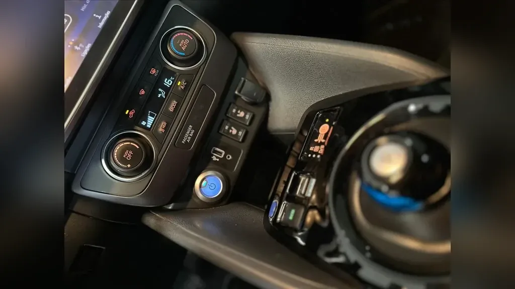 Nissan Leaf - Imagem 10