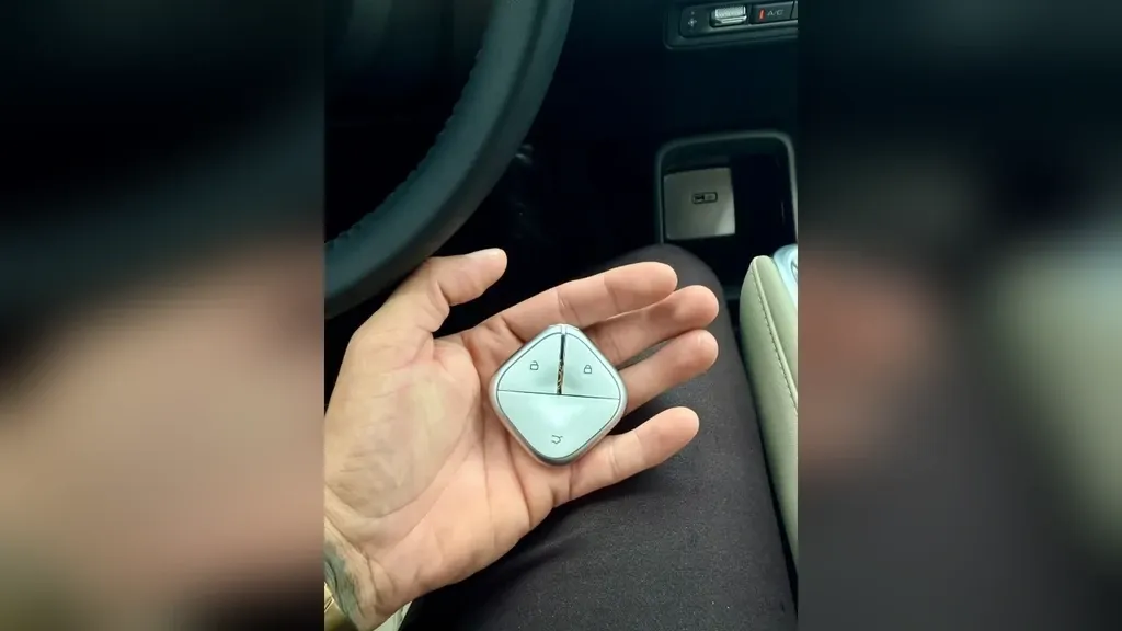 Chevrolet Spark Euv - Imagem 12