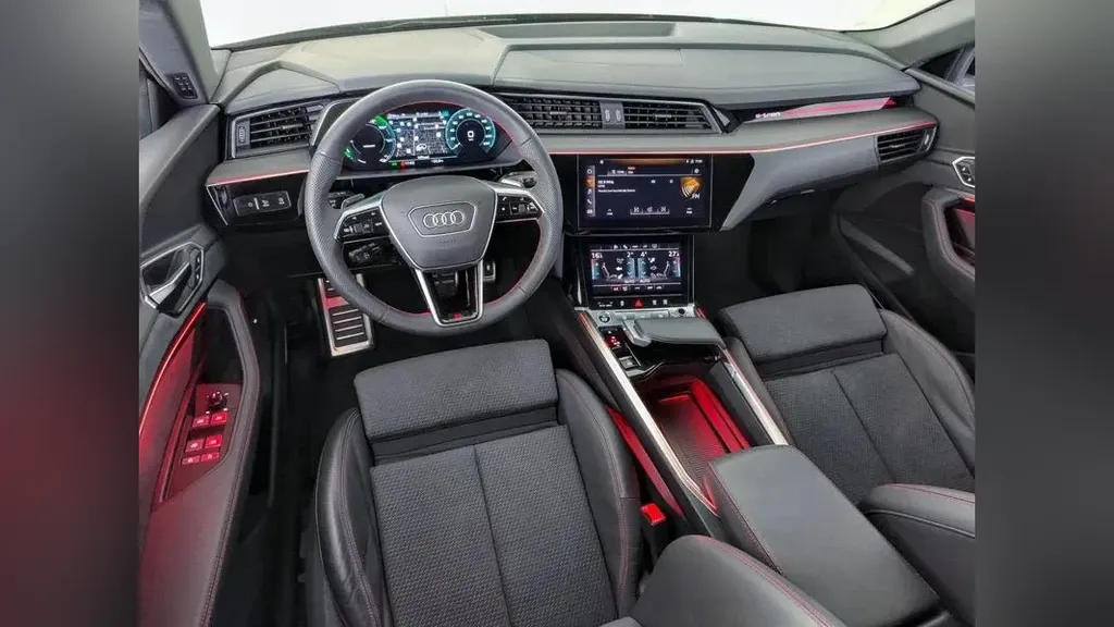 Audi Q8 E-tron - Imagem 14