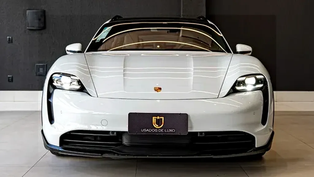 Porsche Taycan - Imagem 2