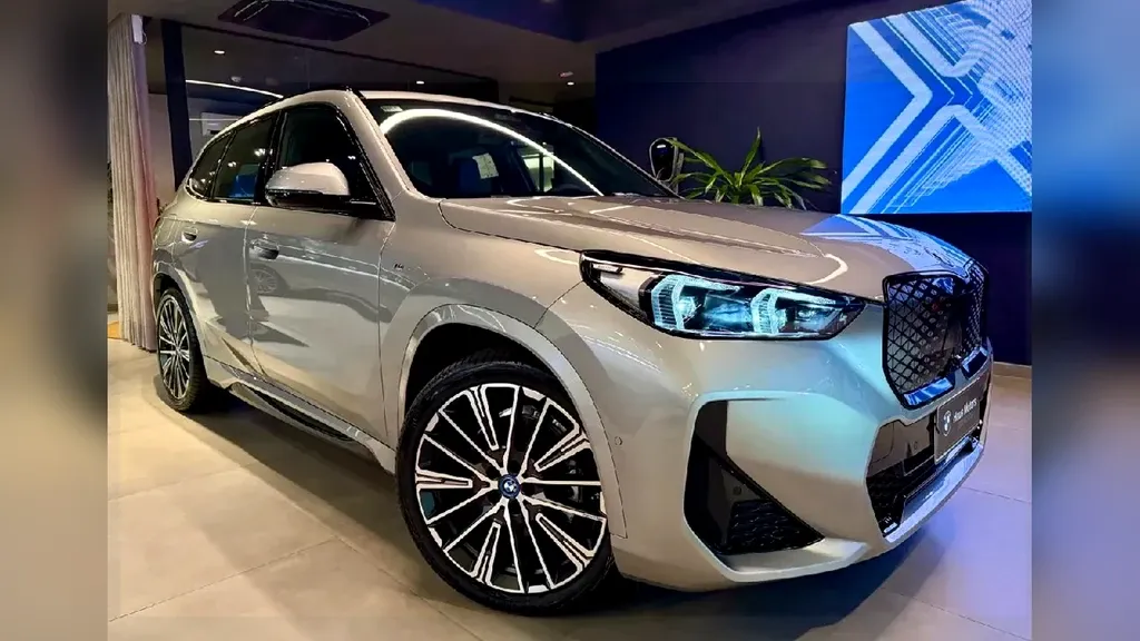 Foto de um bmw ix1