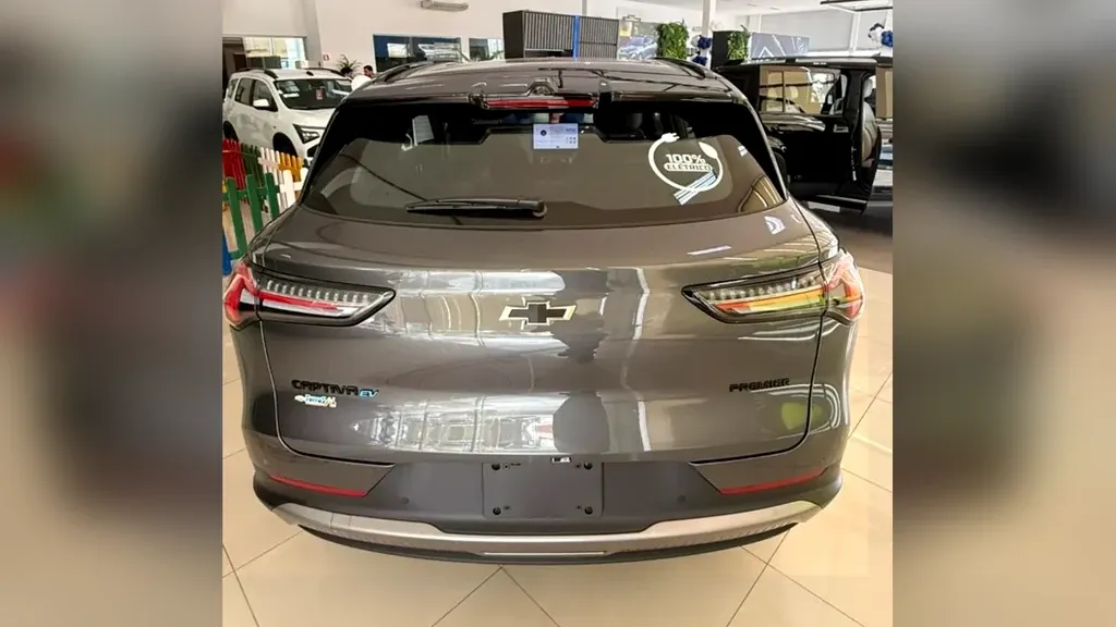 Chevrolet Captiva EV - Imagem 10