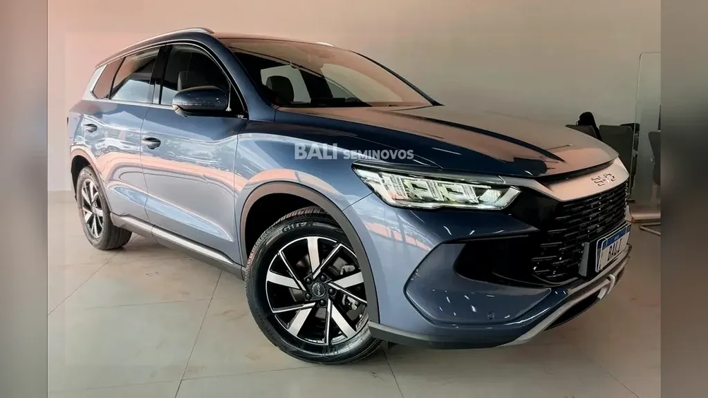 Foto de um byd yuan plus