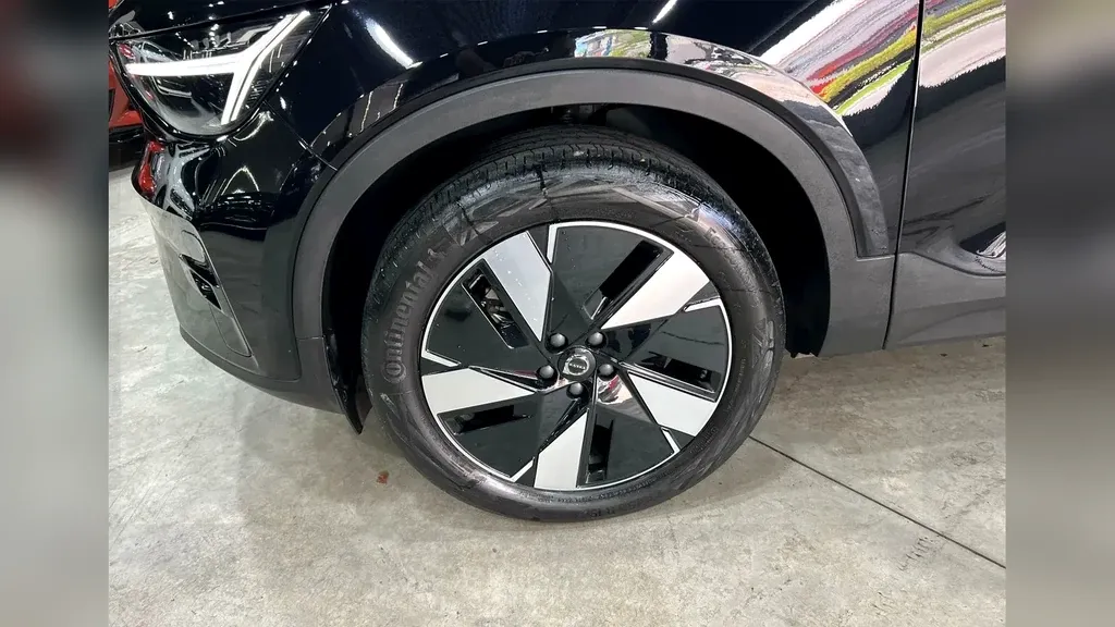 Volvo C40 Recharge - Imagem 6