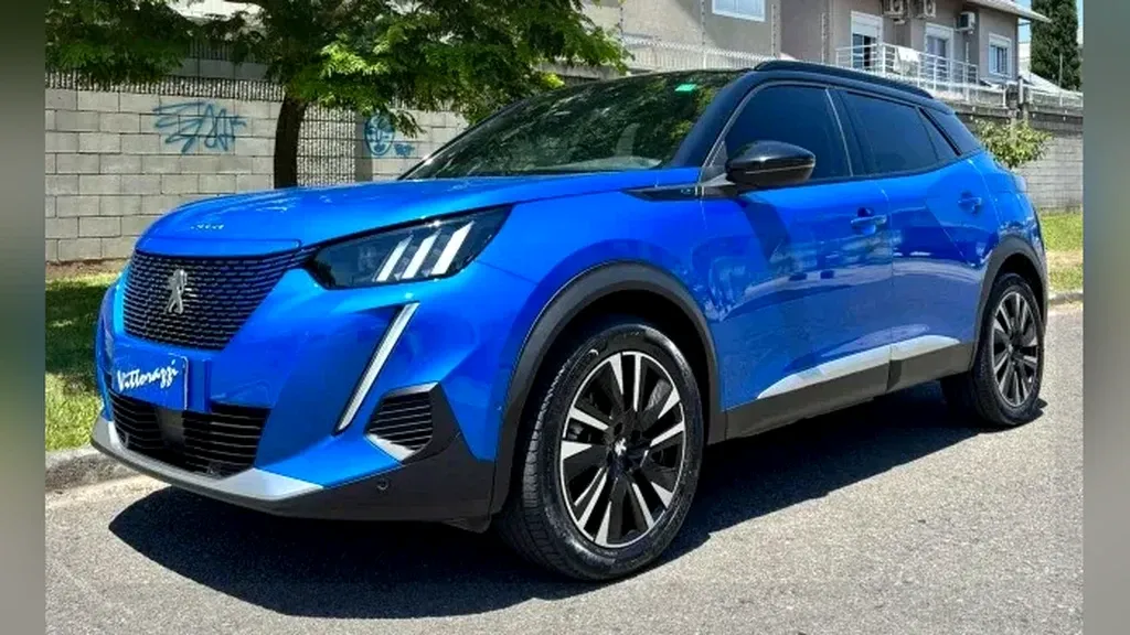 Foto de um peugeot e-2008