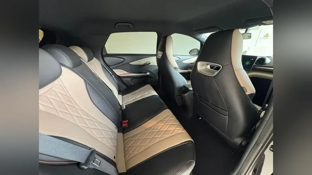 BYD Dolphin - Imagem 12