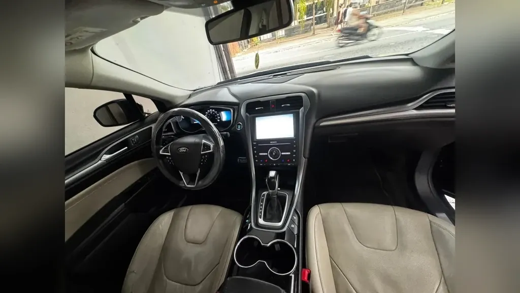 Ford Fusion - Imagem 2