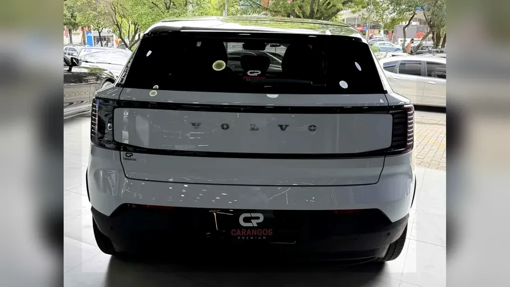 Volvo EX30 - Imagem 7