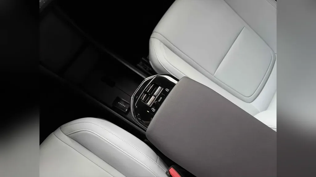 Volvo EX30 - Imagem 11