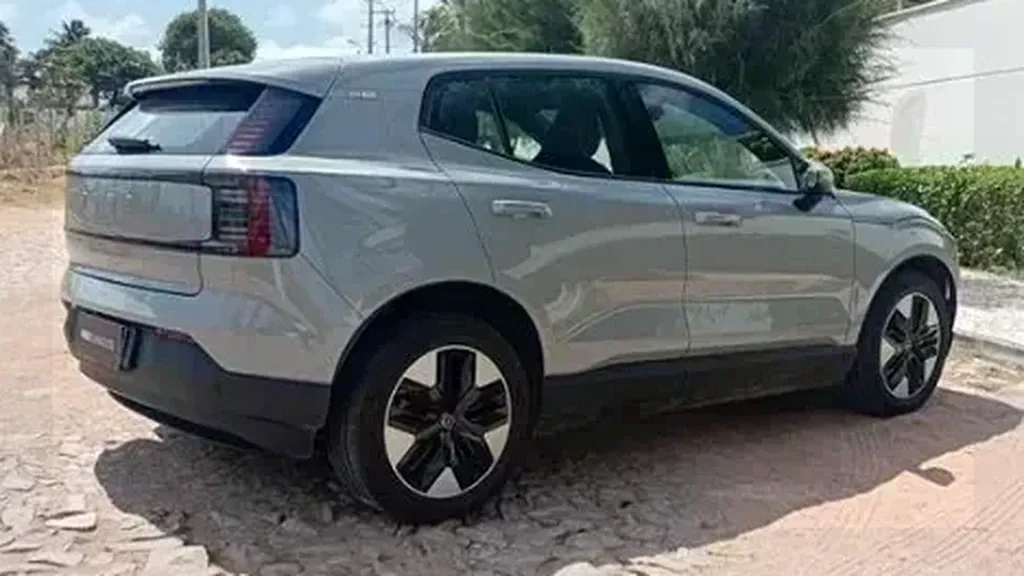 Volvo EX30 - Imagem 6