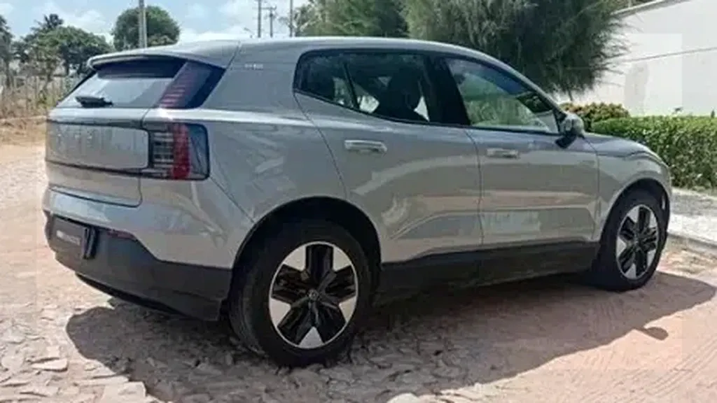 Volvo EX30 - Imagem 6