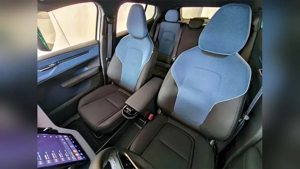 Volvo EX30 - Imagem 14