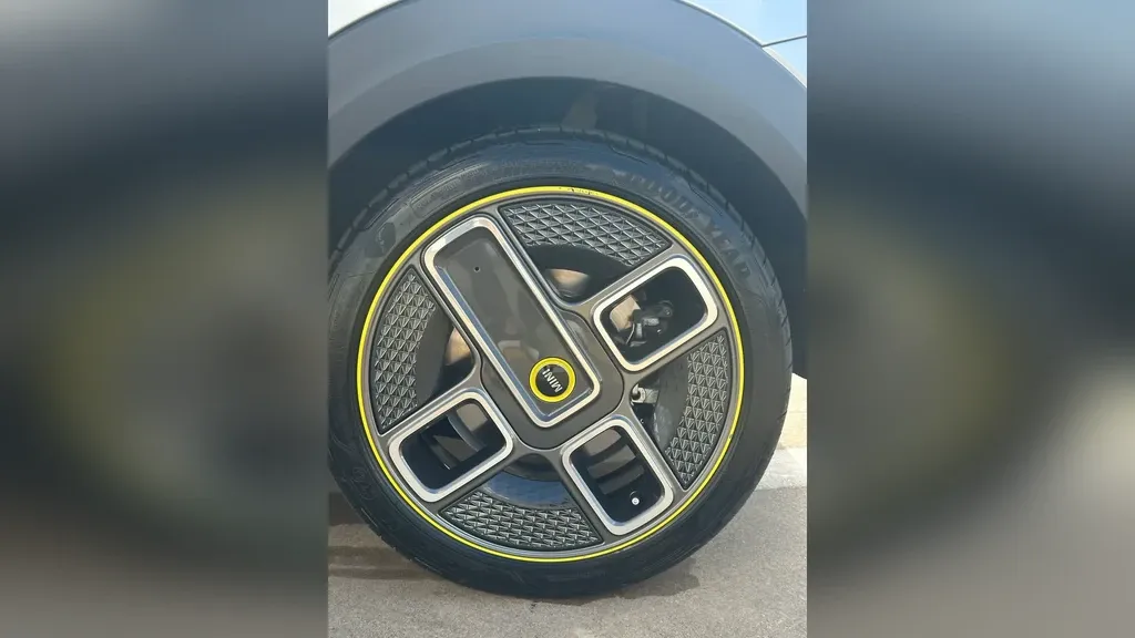 Mini CooperSE - Imagem 7