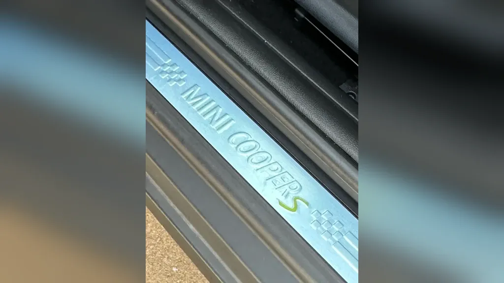 Mini CooperSE - Imagem 12