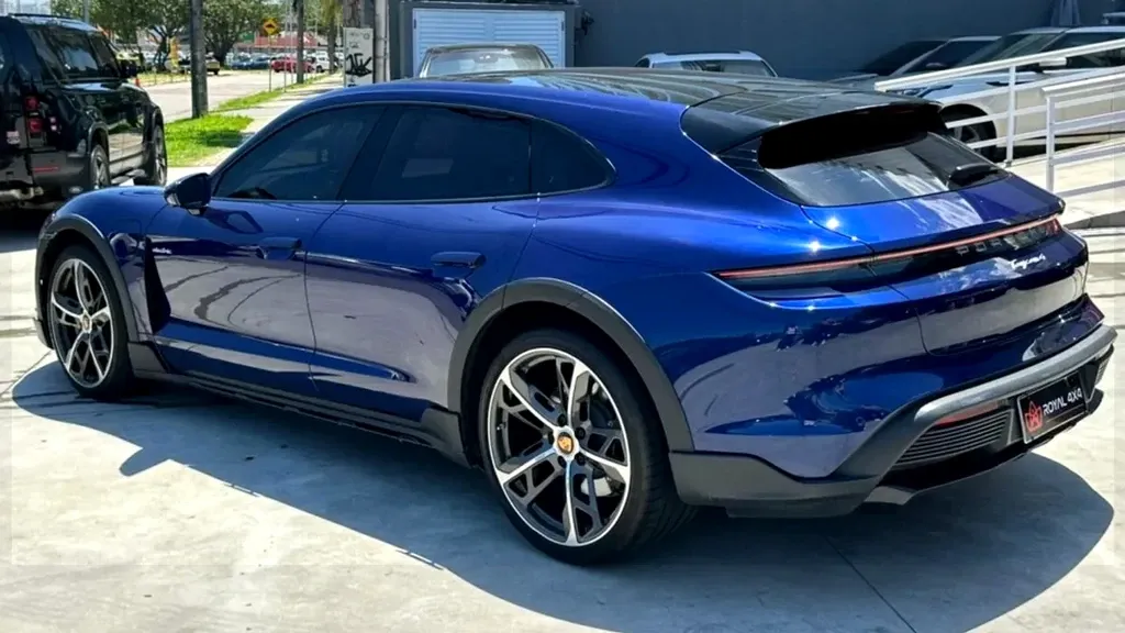 Porsche Taycan - Imagem 4