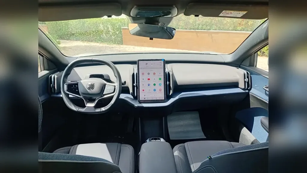 Volvo EX30 - Imagem 4