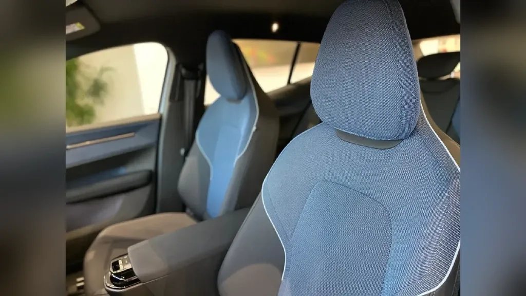 Volvo EX30 - Imagem 10