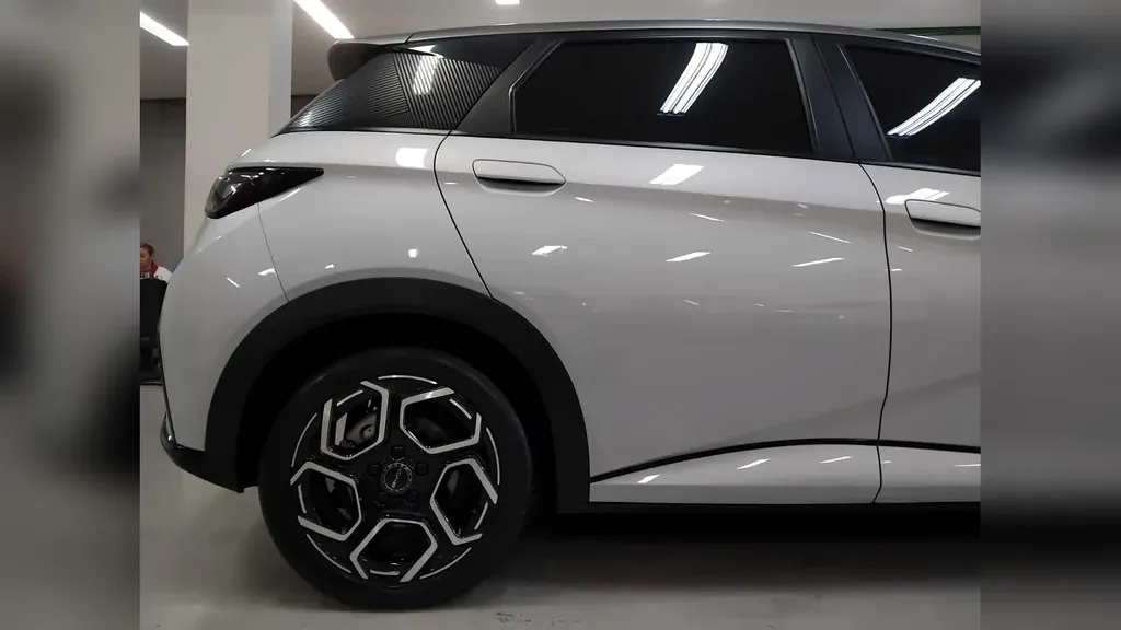 BYD Dolphin Plus - Imagem 9