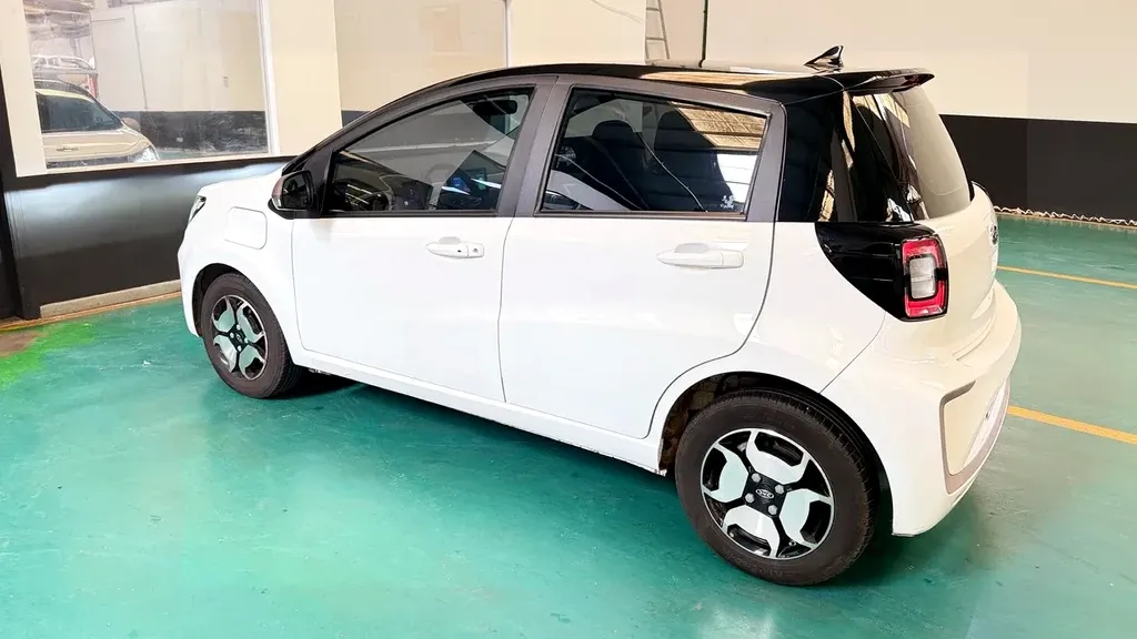 JAC E-JS1 - Imagem 3