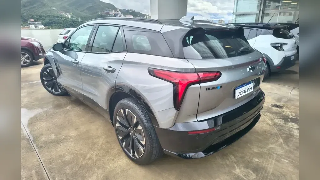 Chevrolet Blazer EV - Imagem 2
