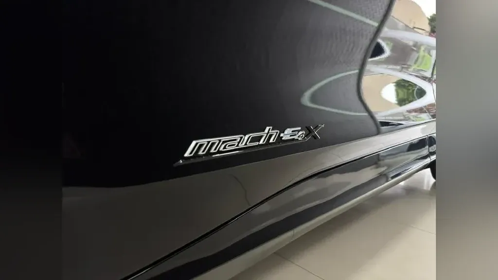 Ford Mustang Mach-e - Imagem 11