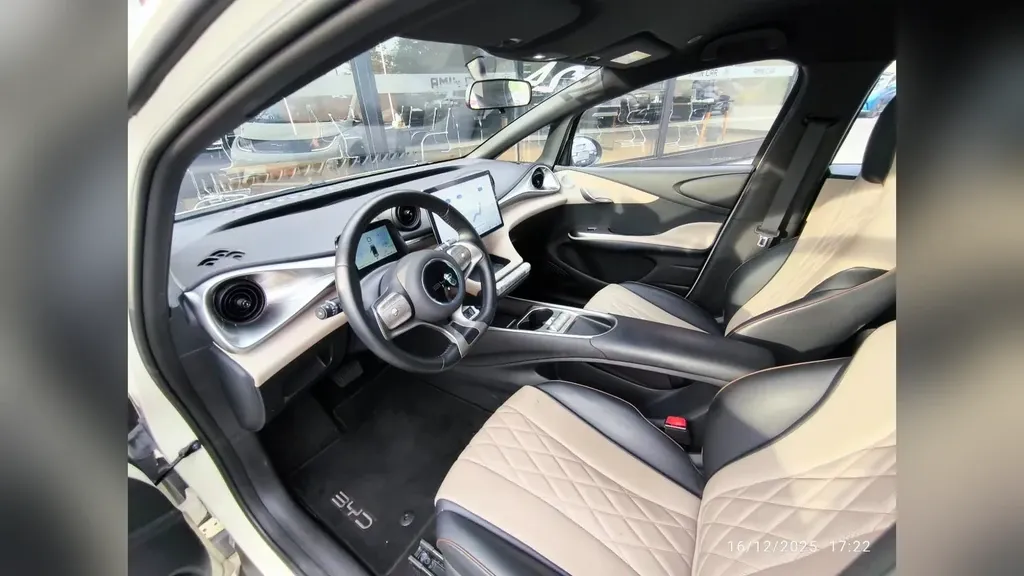 BYD Dolphin - Imagem 4