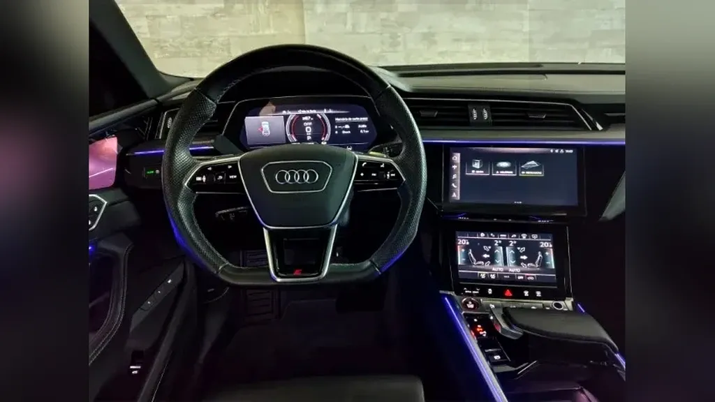 Audi E-tron S Sportback - Imagem 9