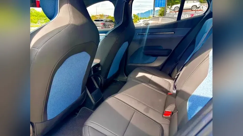 Volvo EX30 - Imagem 6