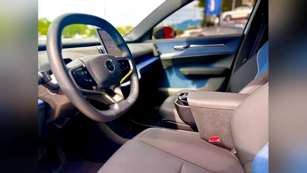 Volvo EX30 - Imagem 12