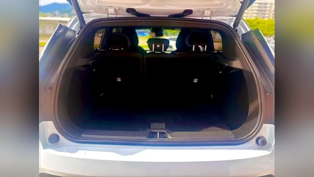 Volvo EX30 - Imagem 13