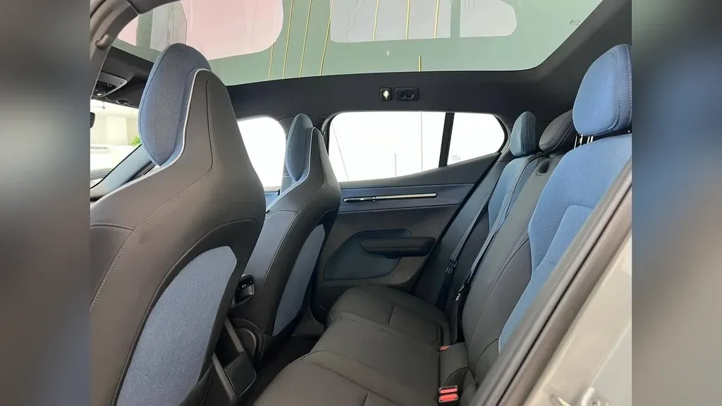 Volvo EX30 - Imagem 7