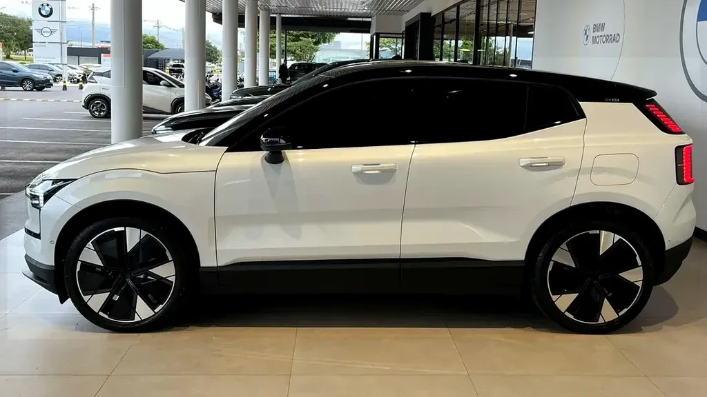 Volvo EX30 - Imagem 5