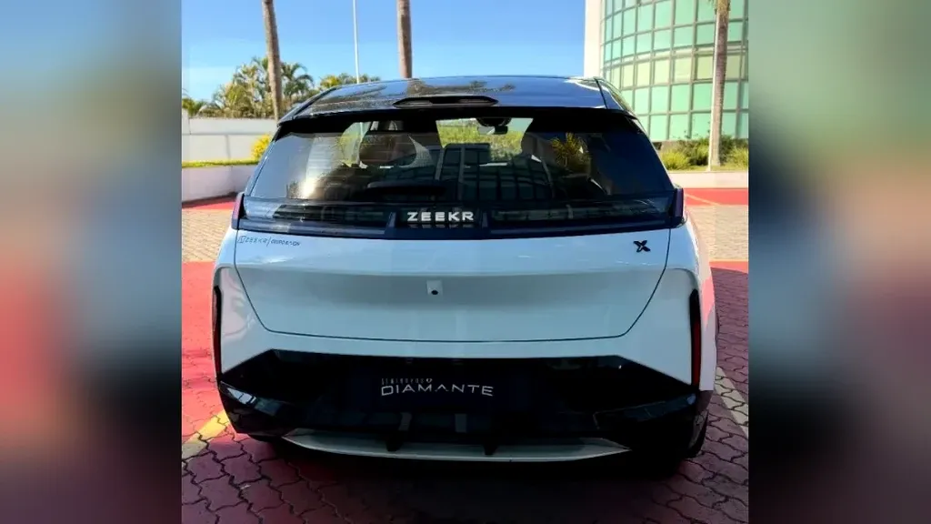 Zeekr X - Imagem 11